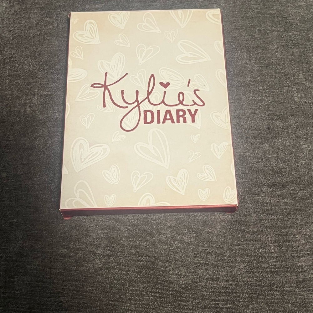 Kylies Diary Palette Valentine collection Kylie Jenner